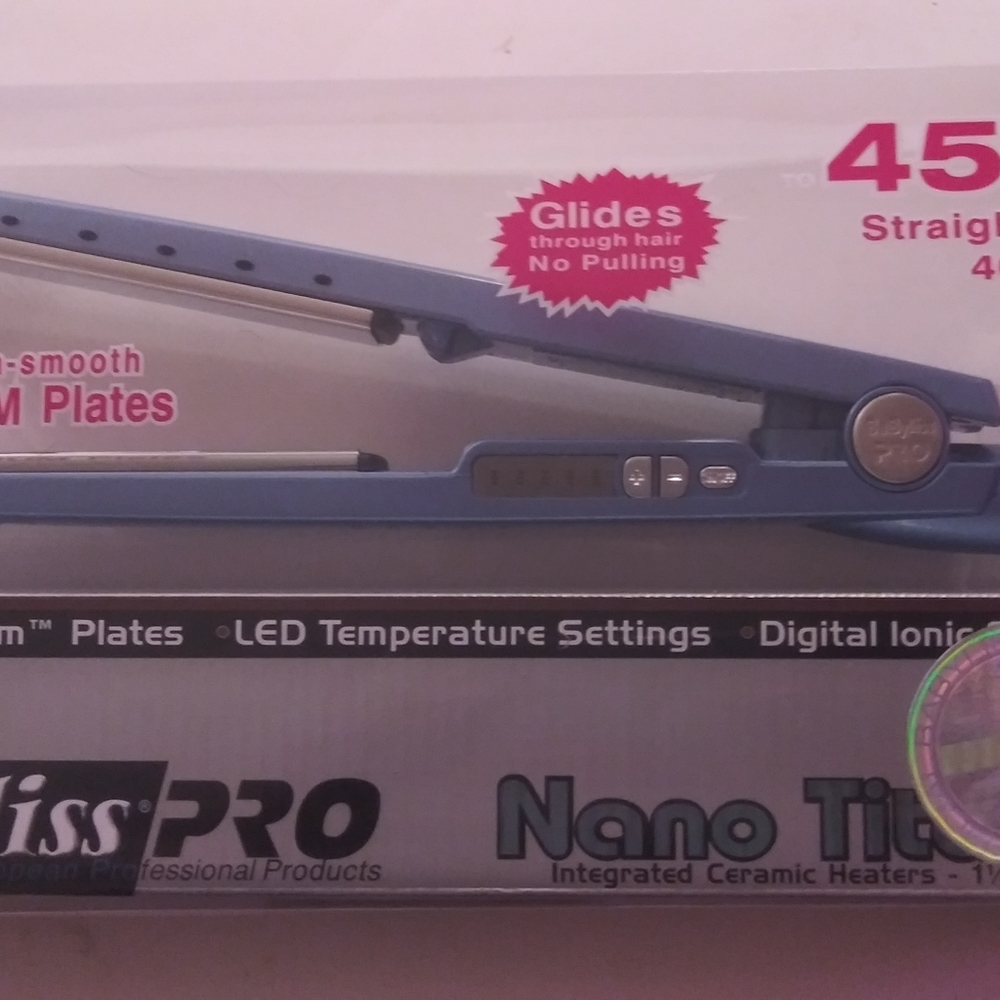 Babyliss Pro Nano Titanium Hair Flat Iron